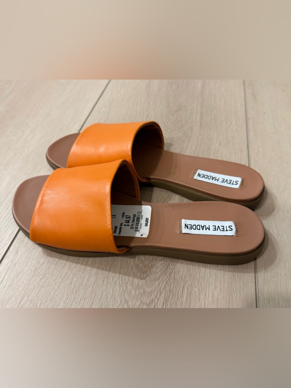 NWT Steve Madden Orange Kailey Wide-Band Slide Leather Sandals - Picture 4 of 8